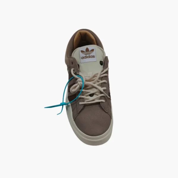 Campus Light x Bad Bunny