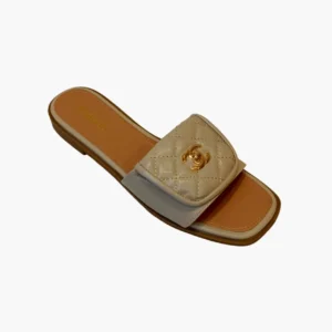 Sandalias Turnlock de Chanel